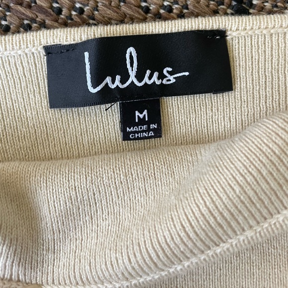 Lulu’s top - Picture 4 of 4